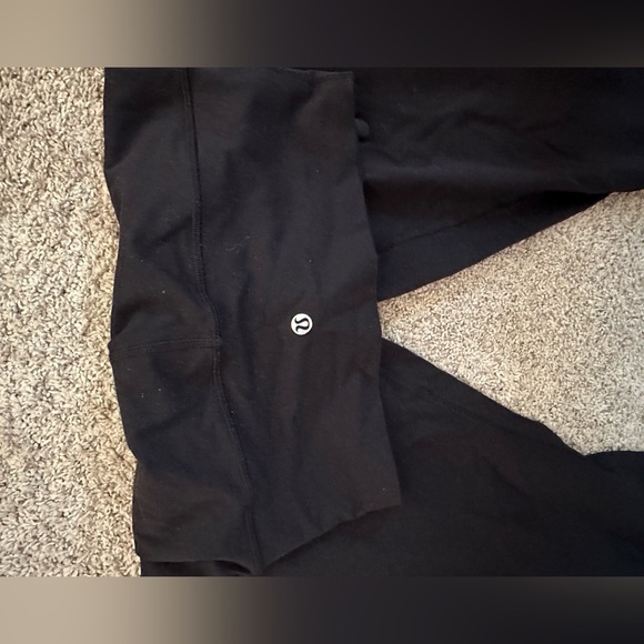 Lululemon black capri leggings - Picture 2 of 3